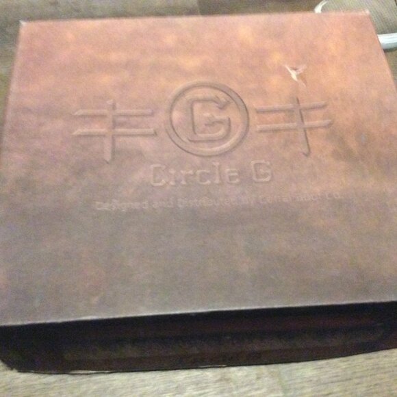 Leather upper Leather outsole with rubber heel cap Pull-on style with pull tabs - Picture 2 of 3